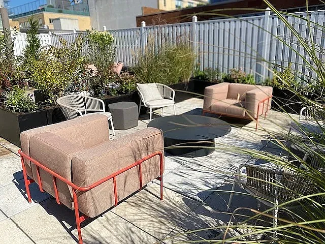 110 Horatio St #209 — Photo 9