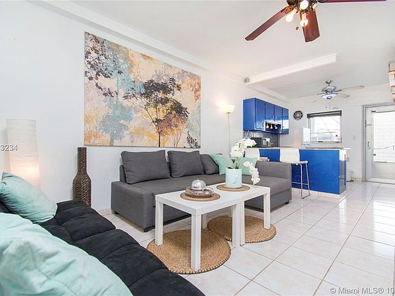 5th image of 7300 Byron Ave APT 8