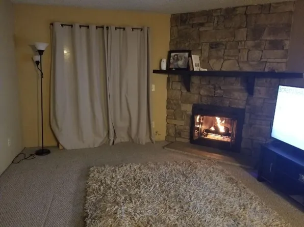 8555 Fairmount Dr, Denver, CO