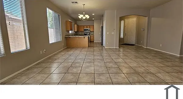 10886 W Locust Ln — Photo 15