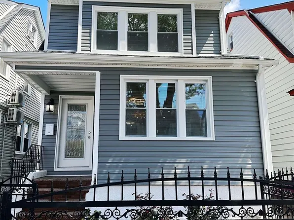 93-55 204th Street, Hollis, NY 11423