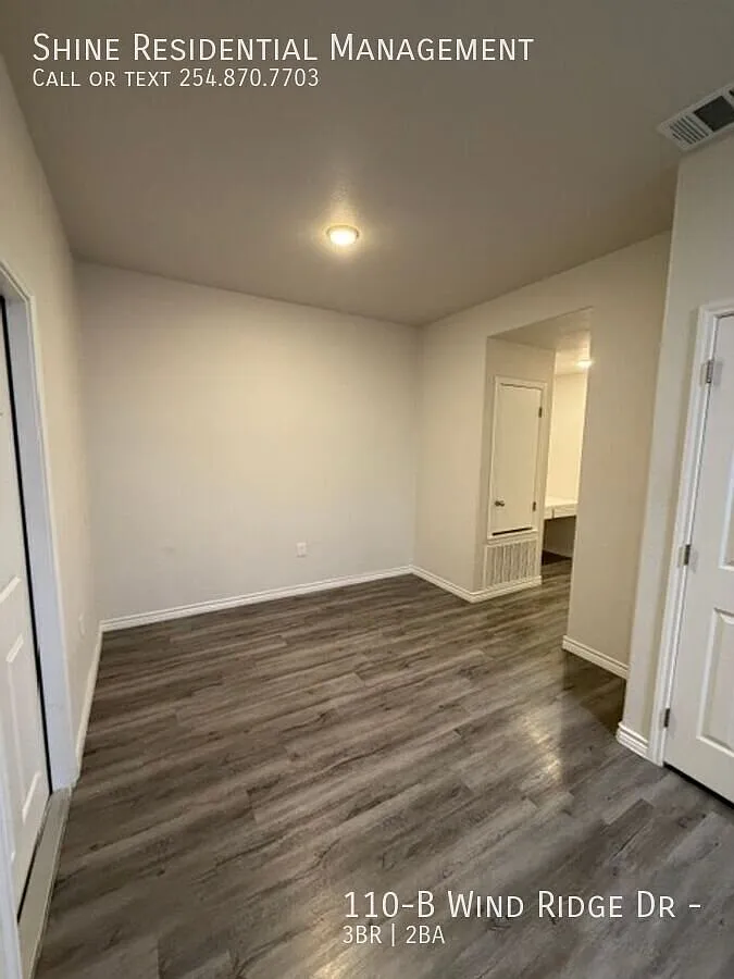 Modern Comfort with Stylish Upgrades & Private Backyard! — Photo 4