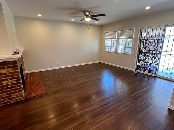 2nd image of 2718 W 108th St
