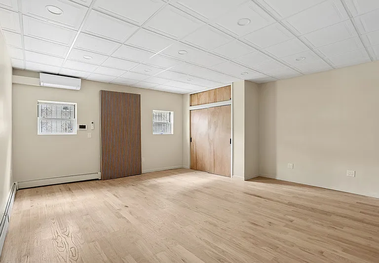 315 Leonard St #1B — Photo 6