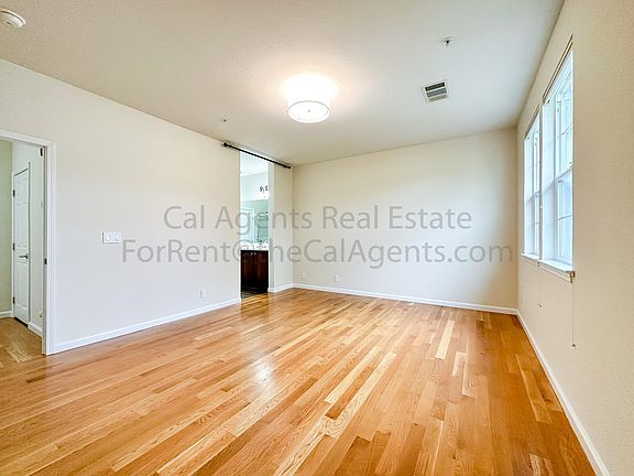 5th image of 2404 Maritime Way