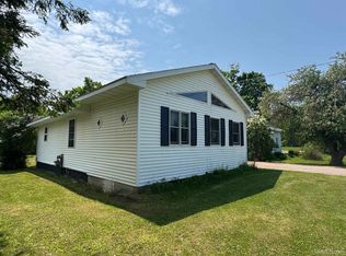 2711 M 94 Hwy, Eben Junction, MI 49825
