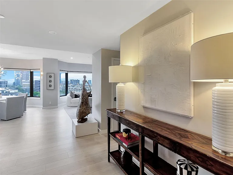 3030 McKinney Ave #1006 — Photo 6