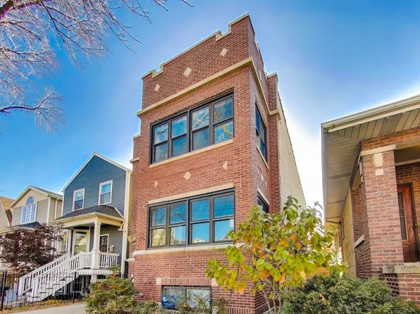 2429 W Pensacola Ave, Chicago, IL 60618