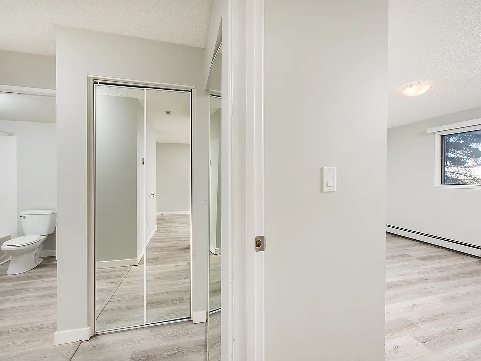 401 Kirkness Rd NW