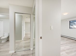 Kirkwood Place, Edmonton, AB T5Y 2J3