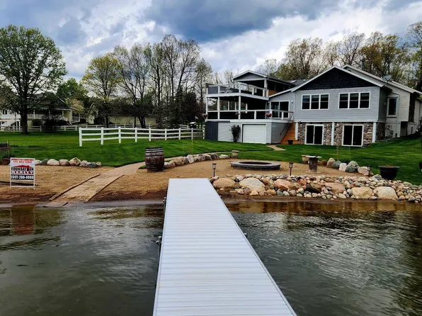 7729 Kingsley Dr, Onsted, MI 49265