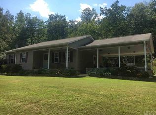 215 Rocky Heights Dr, Taylorsville, NC 28681