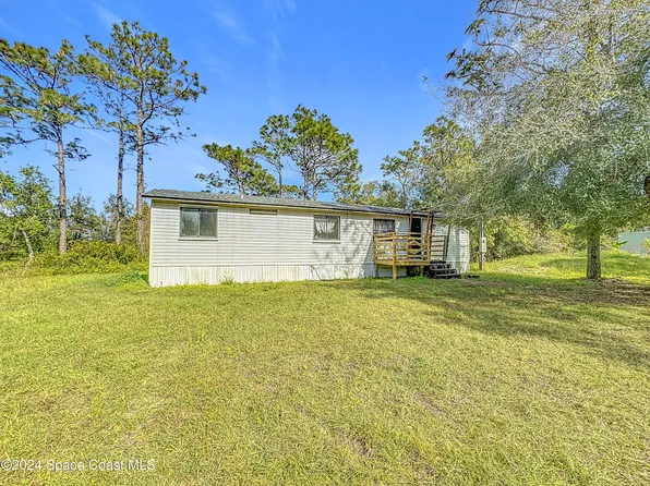 9285 Luna Dr, Saint Cloud, FL 34773