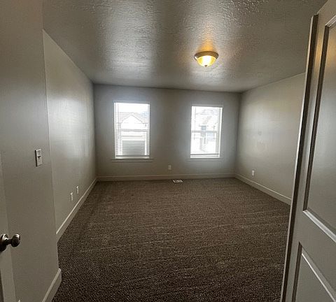 5th image of 753 N 2560 E