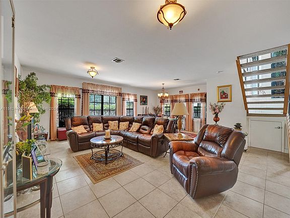 5th image of 2908 Hidden Harbour Ct #2908