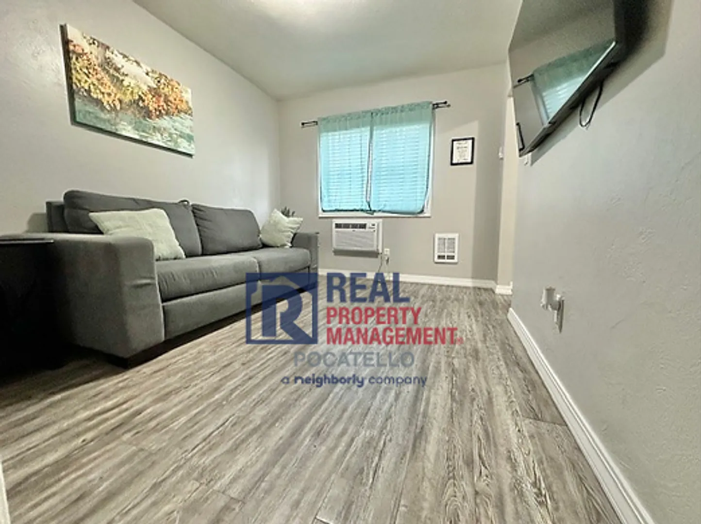 1 bed 1 bath single family home - small dog negotiable — Photo 3