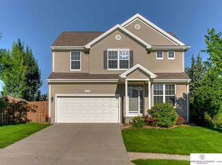 3332 N 210th St, Elkhorn, NE 68022