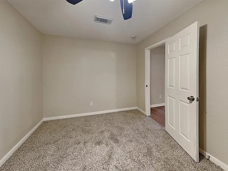 26871 Castlecliff Ln — Photo 12