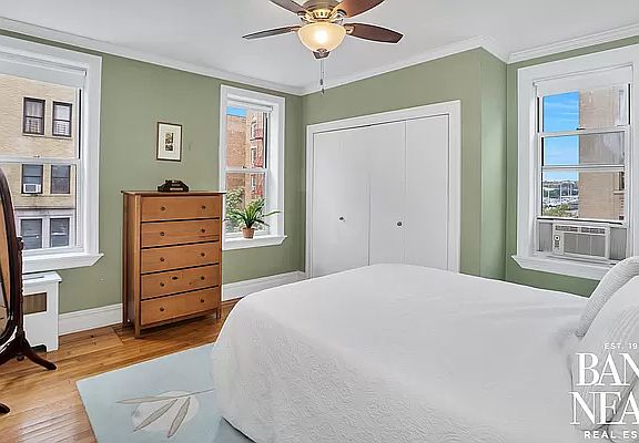 5th image of 811 Walton Ave APT C3
