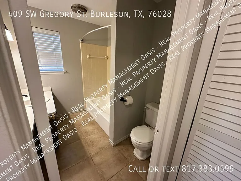 409 SW Gregory St — Photo 13