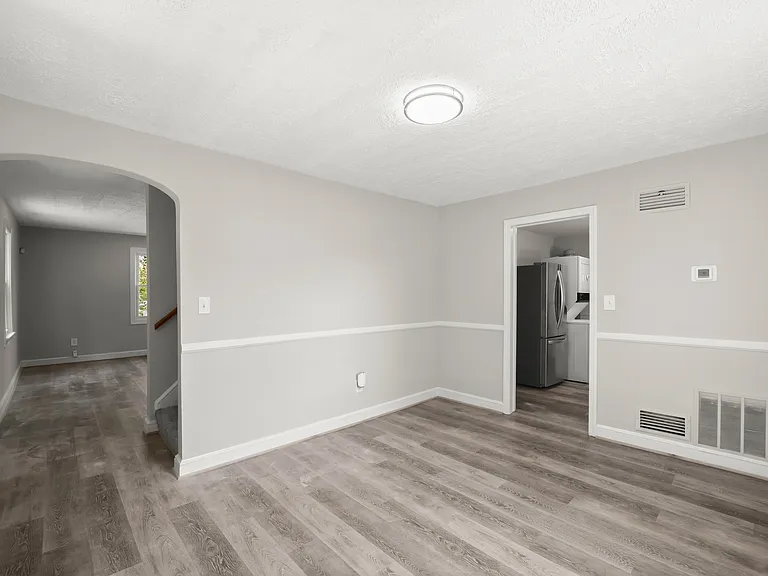 7520 Burgess Ln — Photo 18
