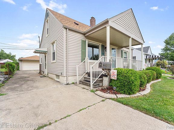 2nd image of 1078 10th St