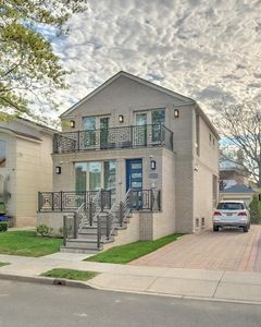 126 Beaumont St, Brooklyn, NY, 11235