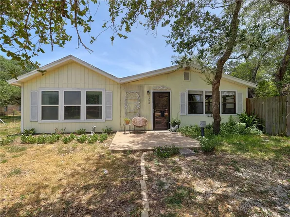 1790 Mooney Ln, Ingleside, TX 78362