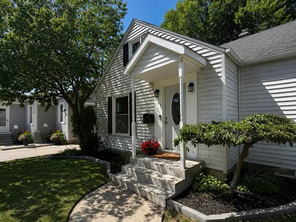 817 Joslin St SE, Grand Rapids, MI 49507