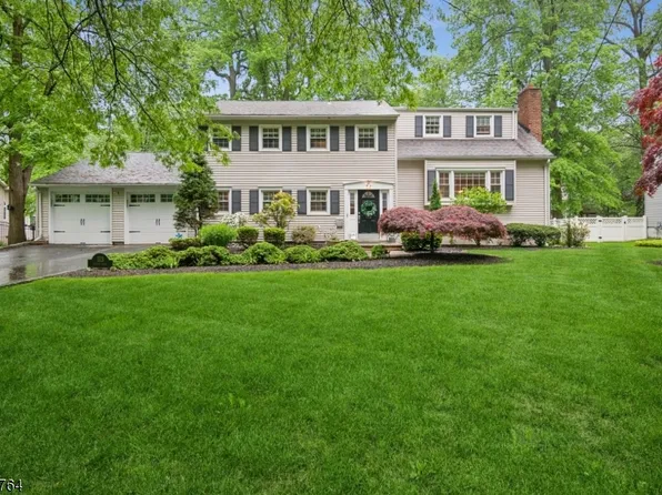 113 Sutton Dr, Berkeley Heights Twp., NJ 07922