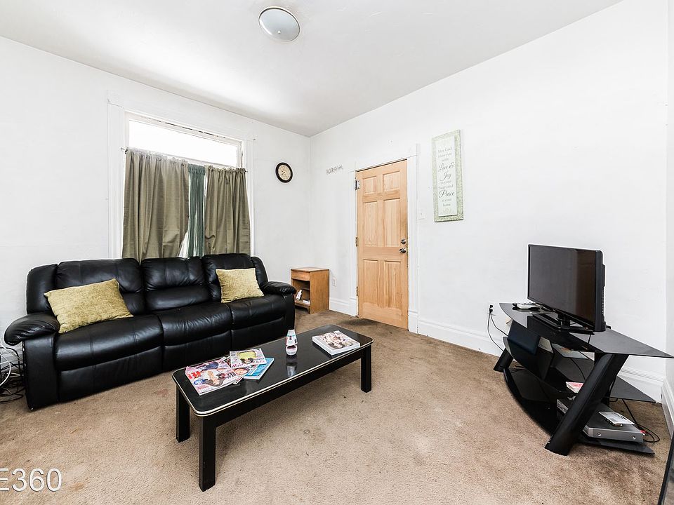 2nd image of 2641 S 18th St #4874551