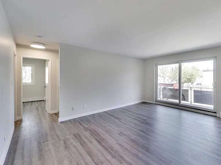 233 Durand St #302 — Photo 4