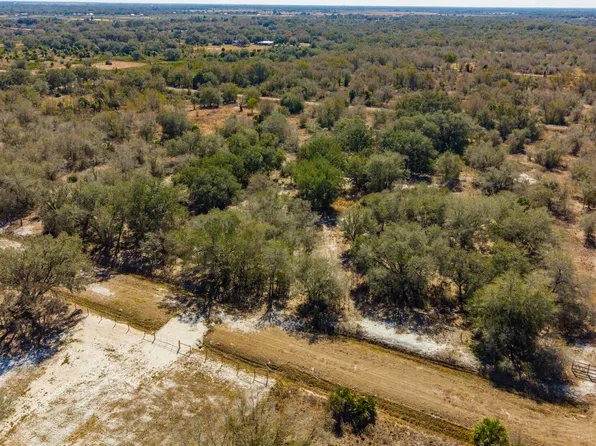 21486 NW 262nd Street, Okeechobee, FL 34972