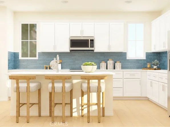 1605 Eagle Rd, Rialto, CA 92376