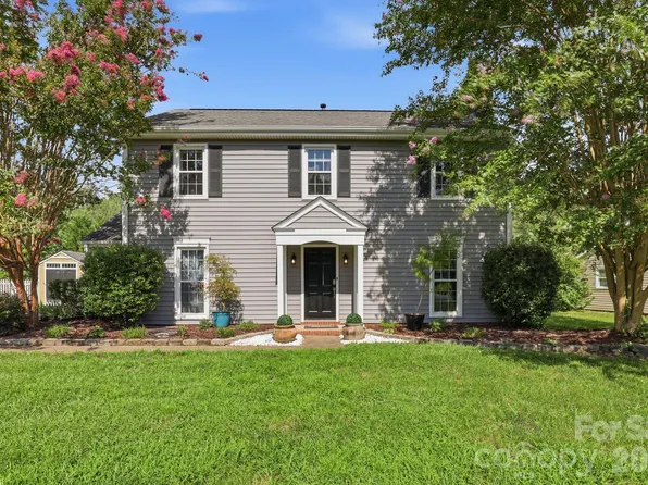 12200 Bay Tree Way, Charlotte, NC 28277