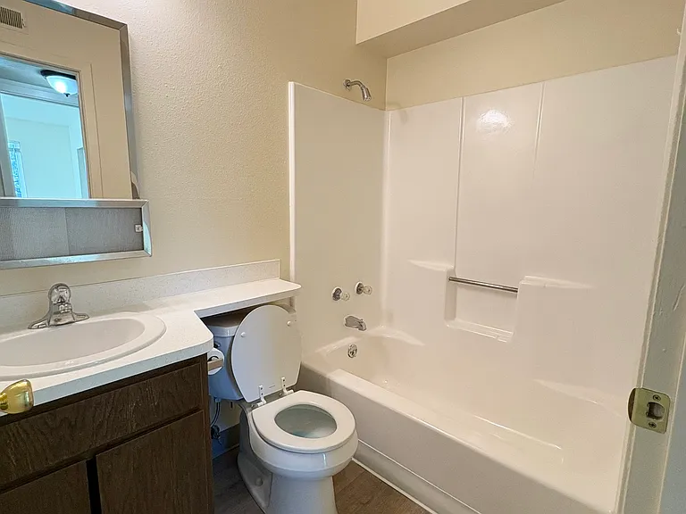 Country Crossing Apartments — Photo 6