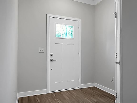 4th image of 123 Grand Palm Ln