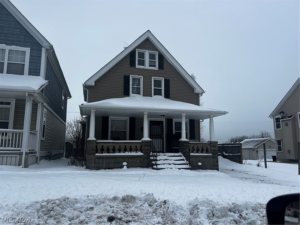 1st image of 2672 E 115th St