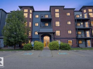 Village On The Park, Edmonton, AB T6T 0H1