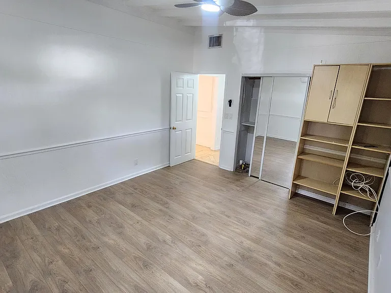 305 S Loxahatchee Dr — Photo 10