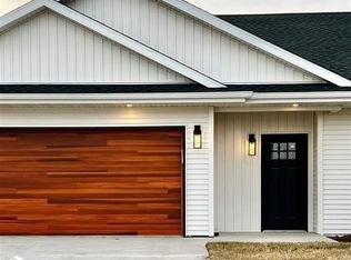 619 Layne Dr UNIT 2, West Burlington, IA 52655