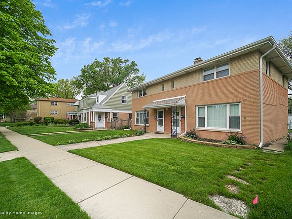 3rd image of 9108 Brookfield Ave #1