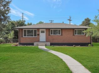 2904 W Chenango Ave, Englewood, CO 80110