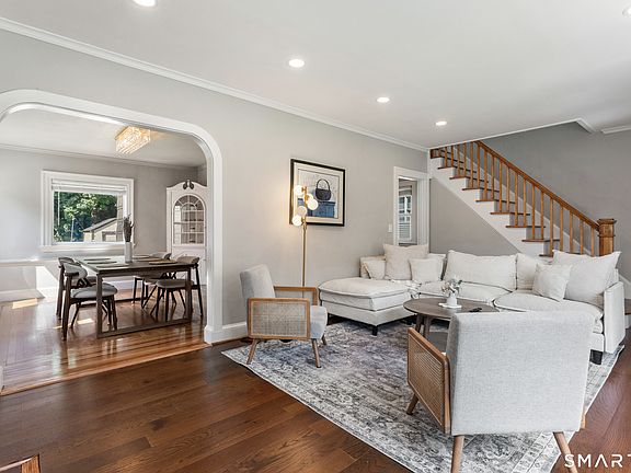 5th image of 86 Roydon Road