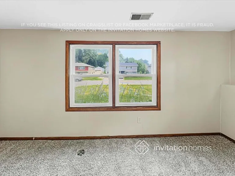 8427 Northern Dr — Photo 21