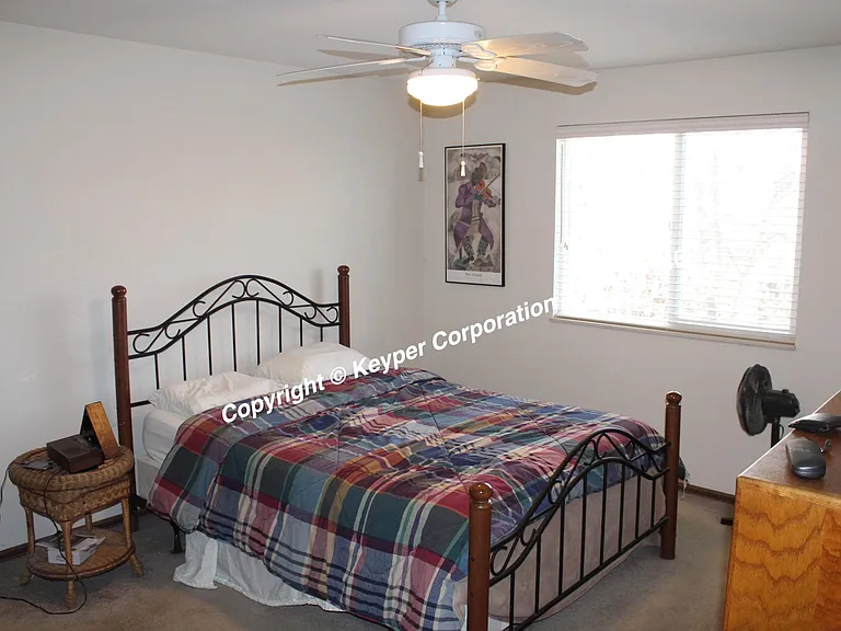 2760 Roundtop Dr — Photo 11