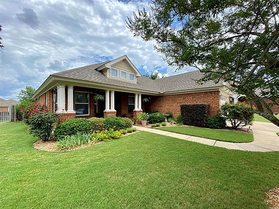 2nd image of 9206 Harrington Cir