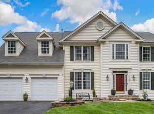2798 Burrough Hill Ln, Woodbridge, VA 22191