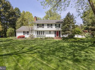 29 Milyko Dr, Washington Crossing, PA 18977