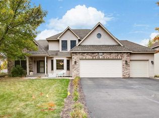 1311 Eagle Bluff Ct, Hastings, MN 55033